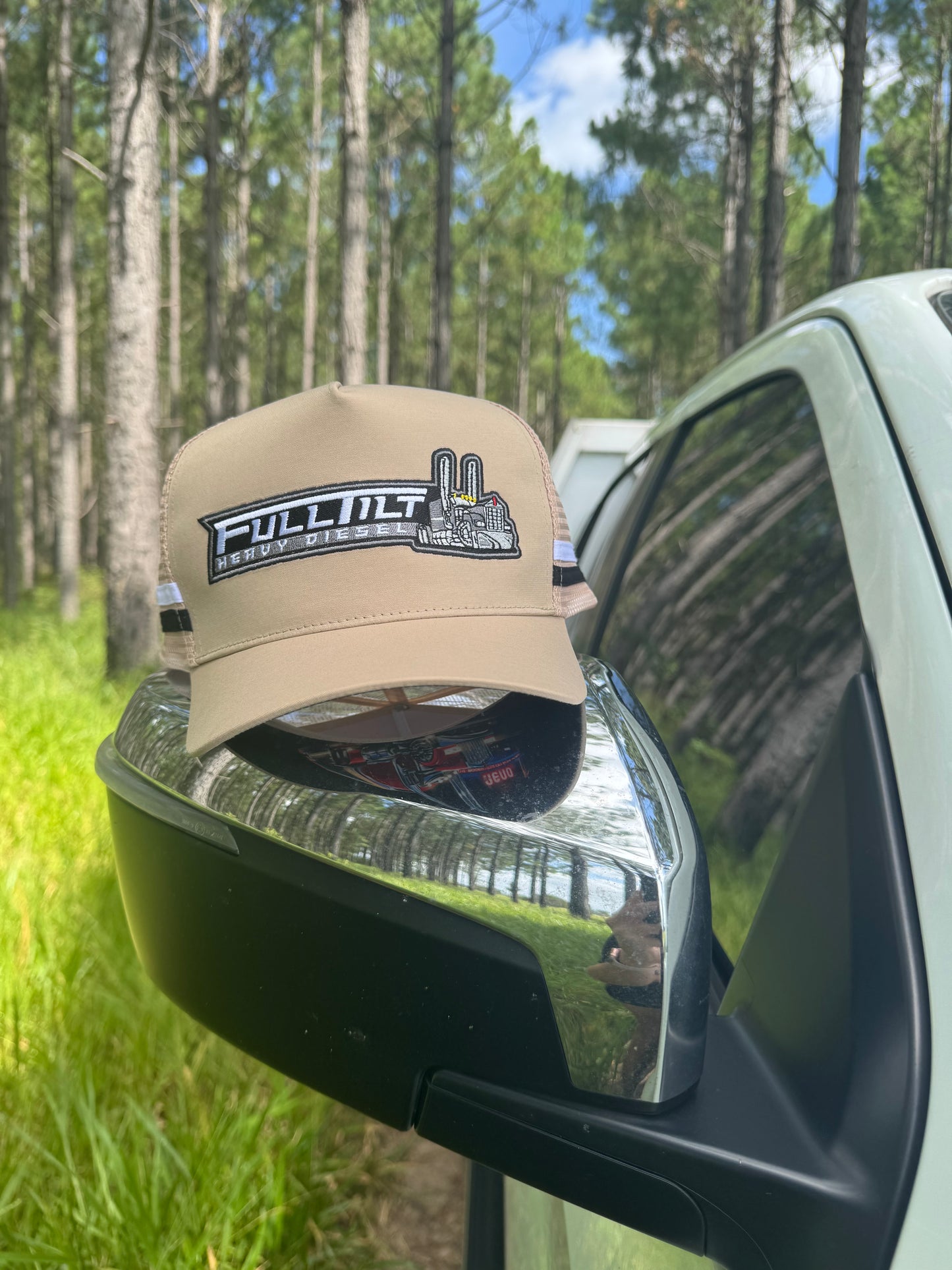 Full Tilt HD Trucker Cap Beige