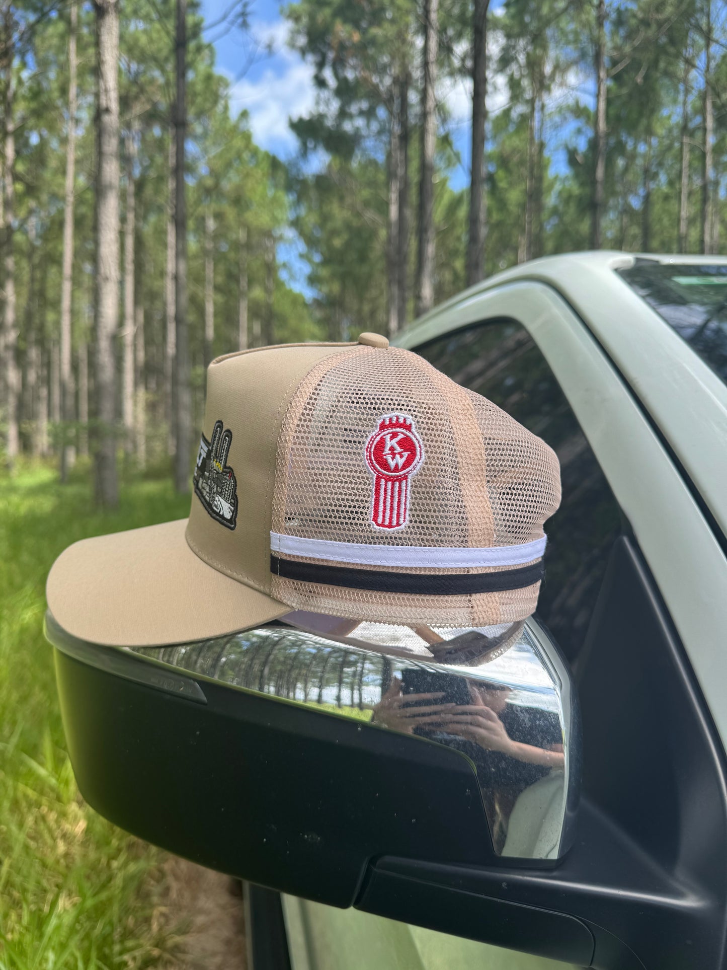 Full Tilt HD Trucker Cap Beige